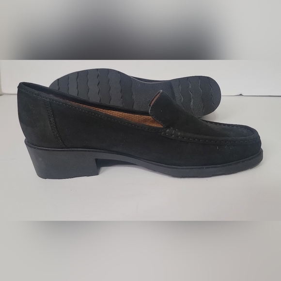 Clark's Suede Leather Loafers Women's Size 10 BNWOB Black Business Casual - Picture 2 of 7